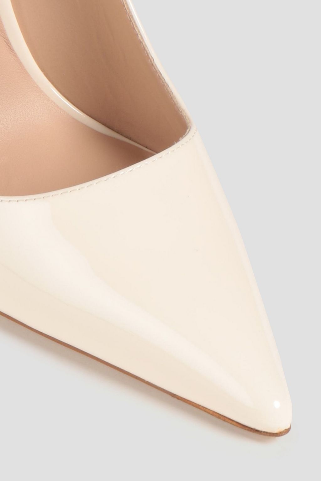 STUART WEITZMAN Stuart 100 patent-leather pumps