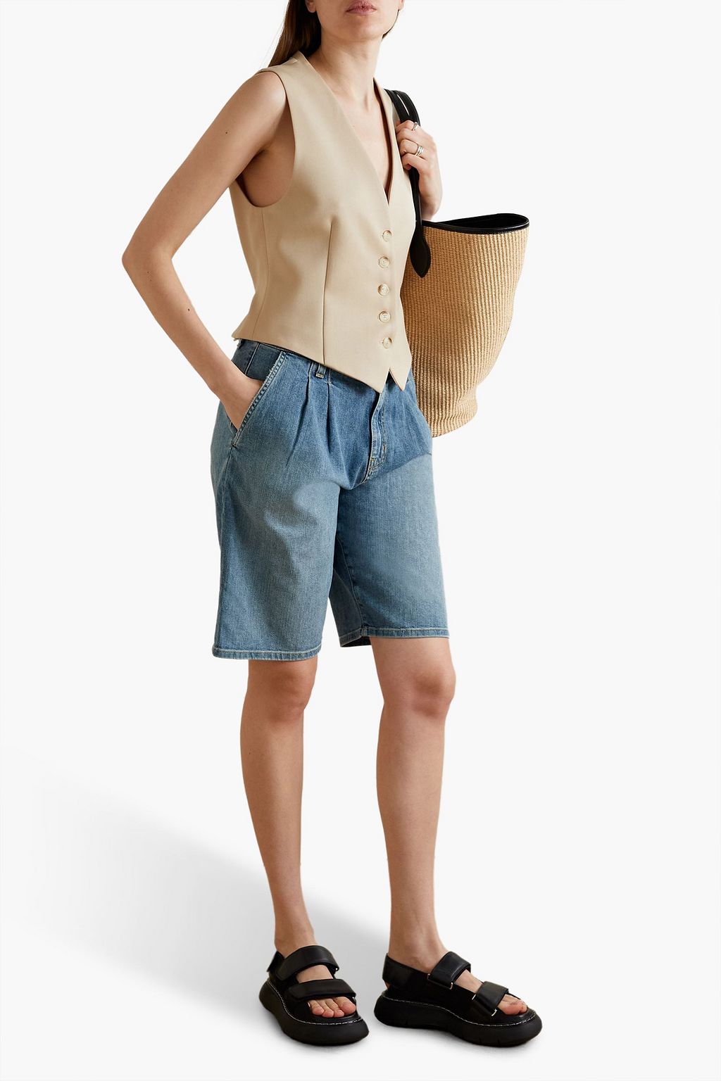NILI LOTAN Julie pleated denim shorts
