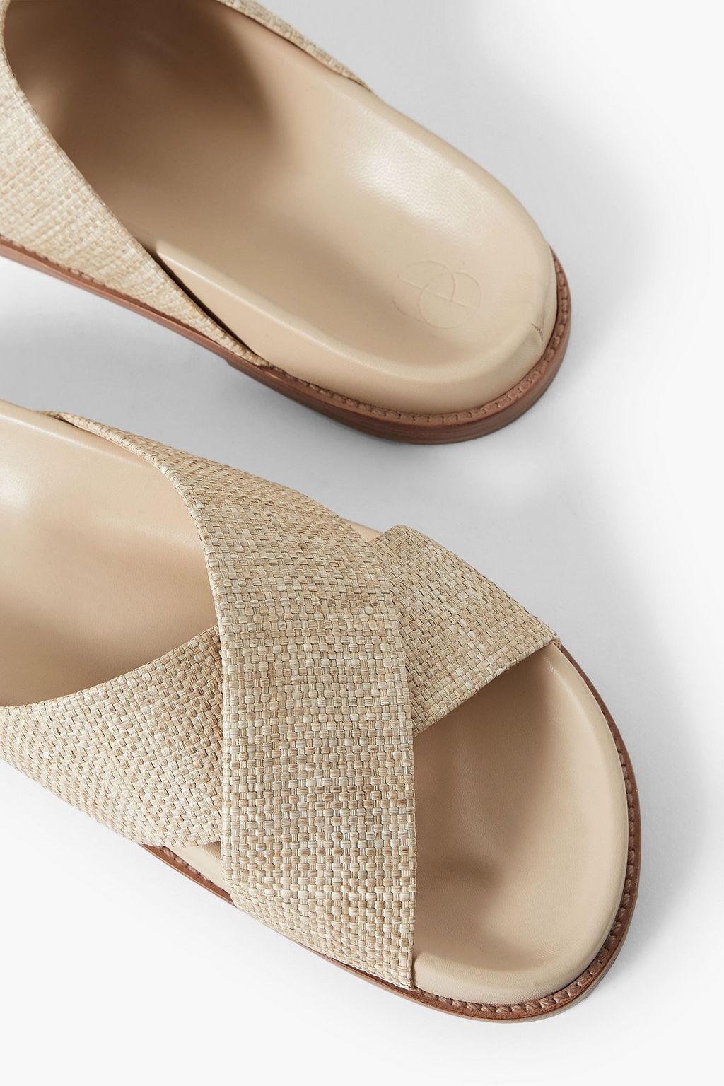 PORTE & PAIRE 라피아 슬라이드 샌들