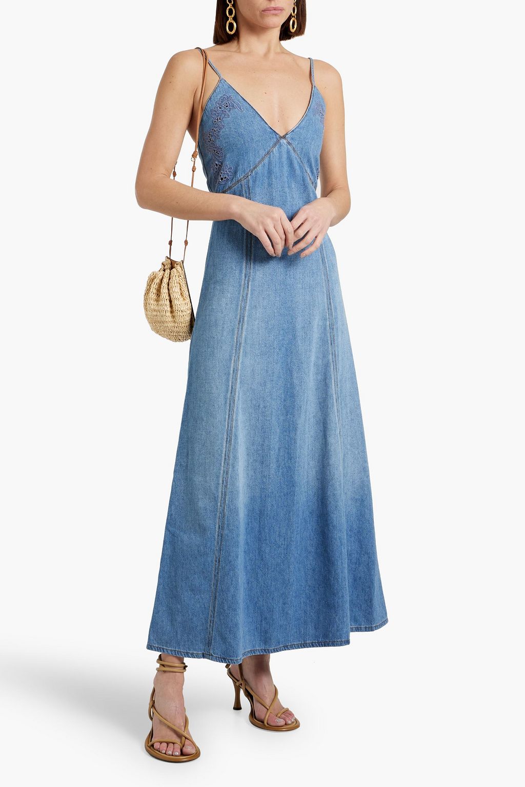CHLOÉ Broderie anglaise-trimmed cotton and linen-blend chambray maxi dress