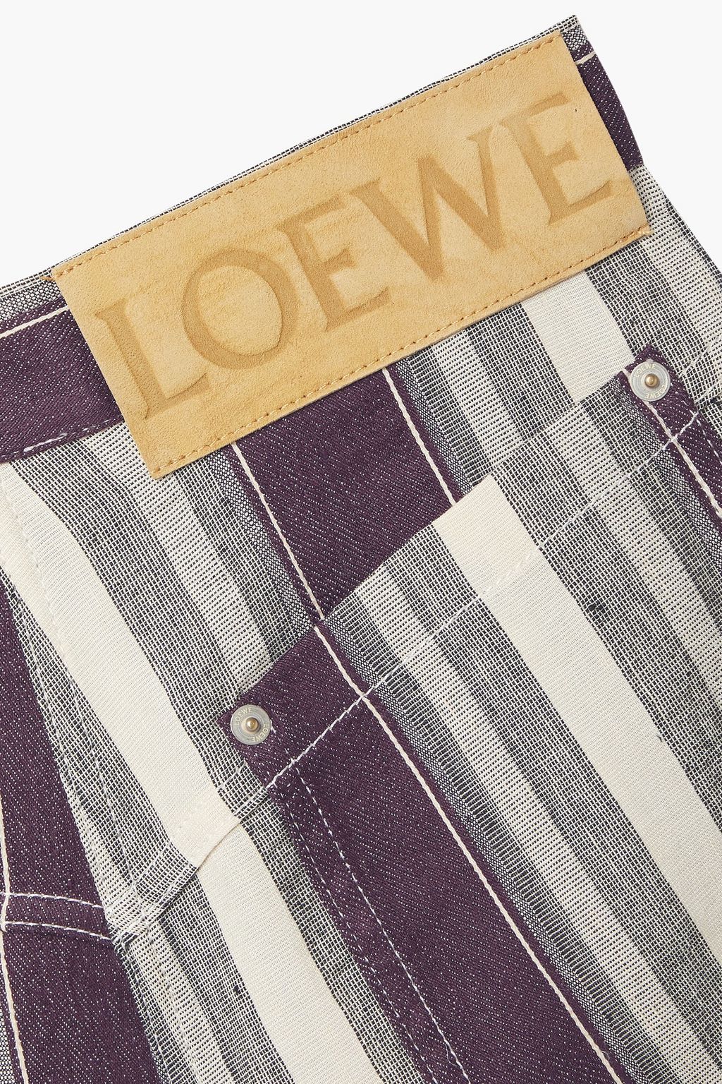 LOEWE PAULA'S IBIZA شورت من مزيج من القطن والكتّان بتصميم مخطط
