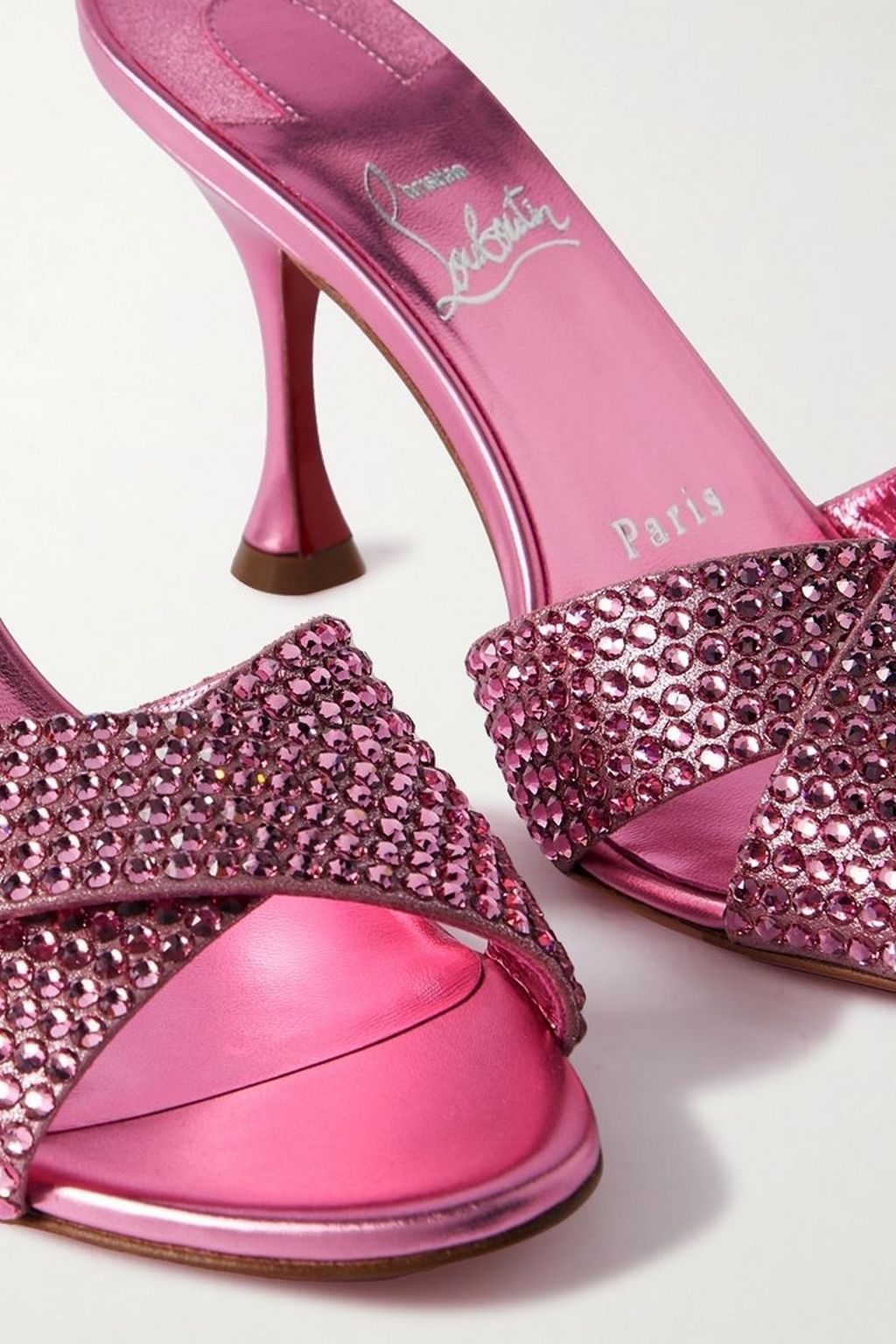 CHRISTIAN LOUBOUTIN حذاء ميول Mariza Is Back Strass من الجلد المعدني مزركش بالكريستال بكعب 85 مم