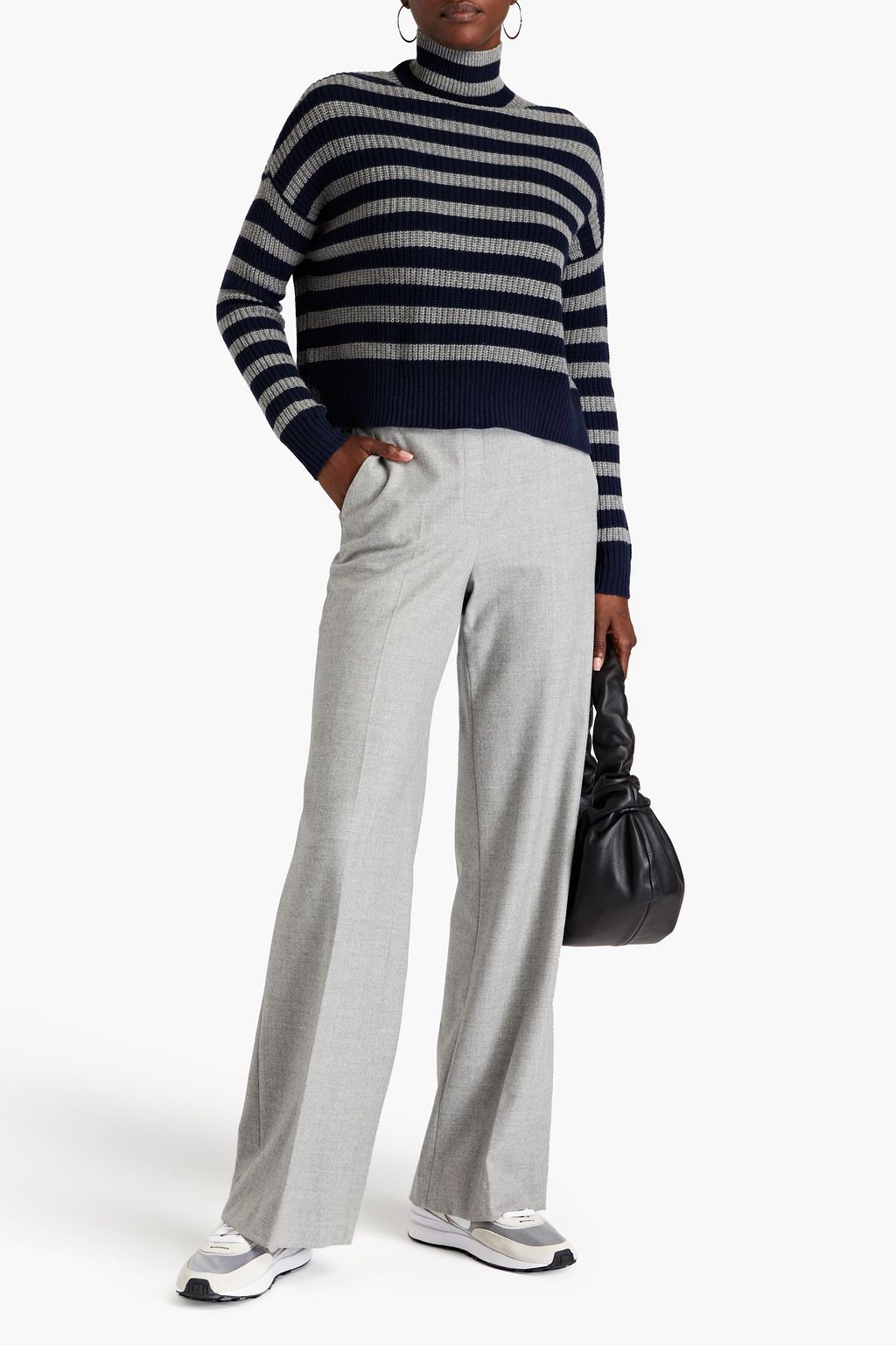 AUTUMN CASHMERE كنزة رياضية بياقة عالية من الكشمير بتصميم مخطط