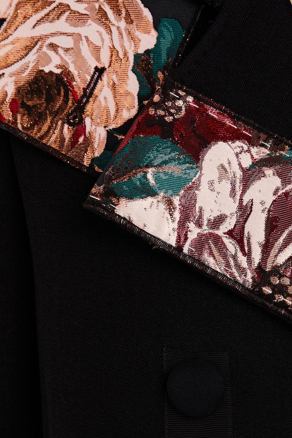 DOLCE&GABBANA جاكيت من الكريب بقِطع محاكة بجانب بعضها البعض من قماش بروكيد بصفين من الأزرار