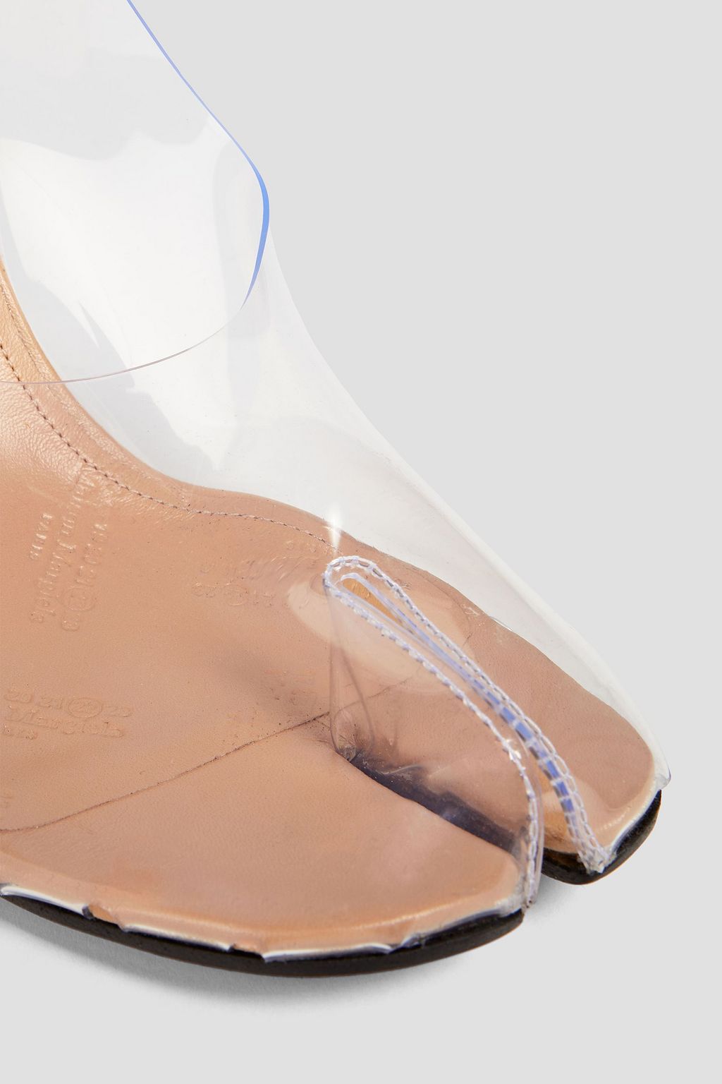 MAISON MARGIELA حذاء بامب «تابي» من مادة PVC مفصول عند الأصابع