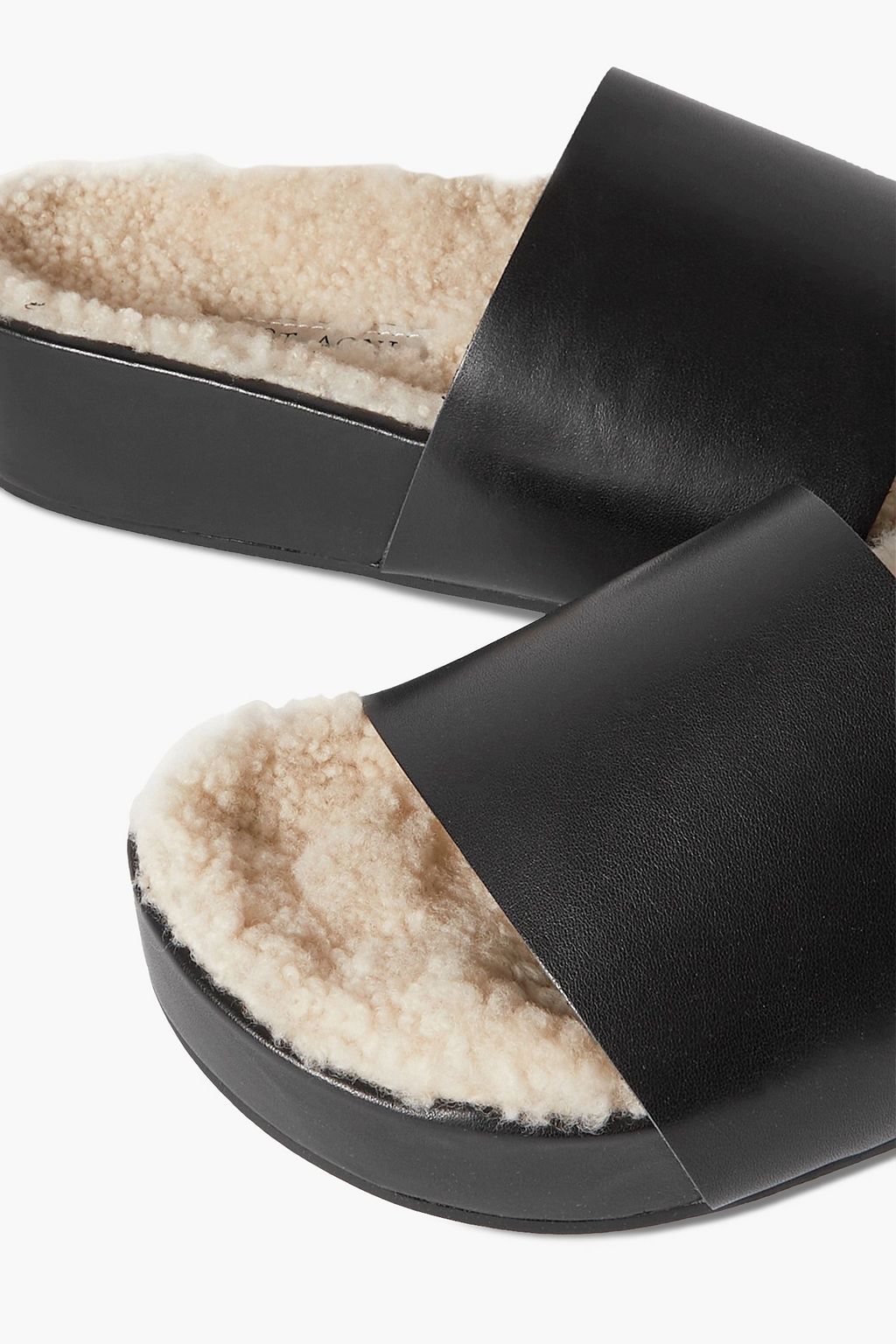 ST. AGNI Shearlinglined leather platform slides THE