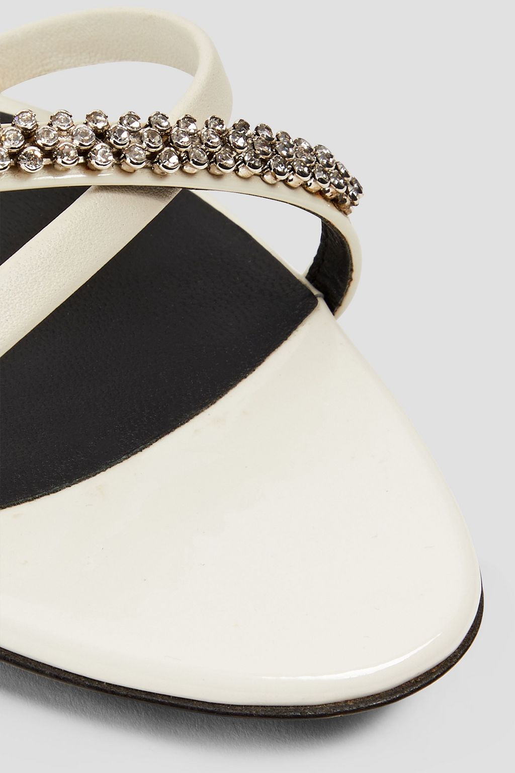 GIUSEPPE ZANOTTI 에일리언 50 크리스털 장식 가죽 뮬