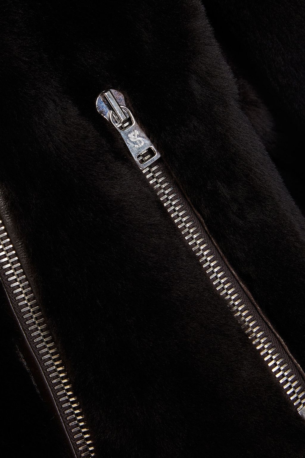 YVES SALOMON Cropped shearling jacket