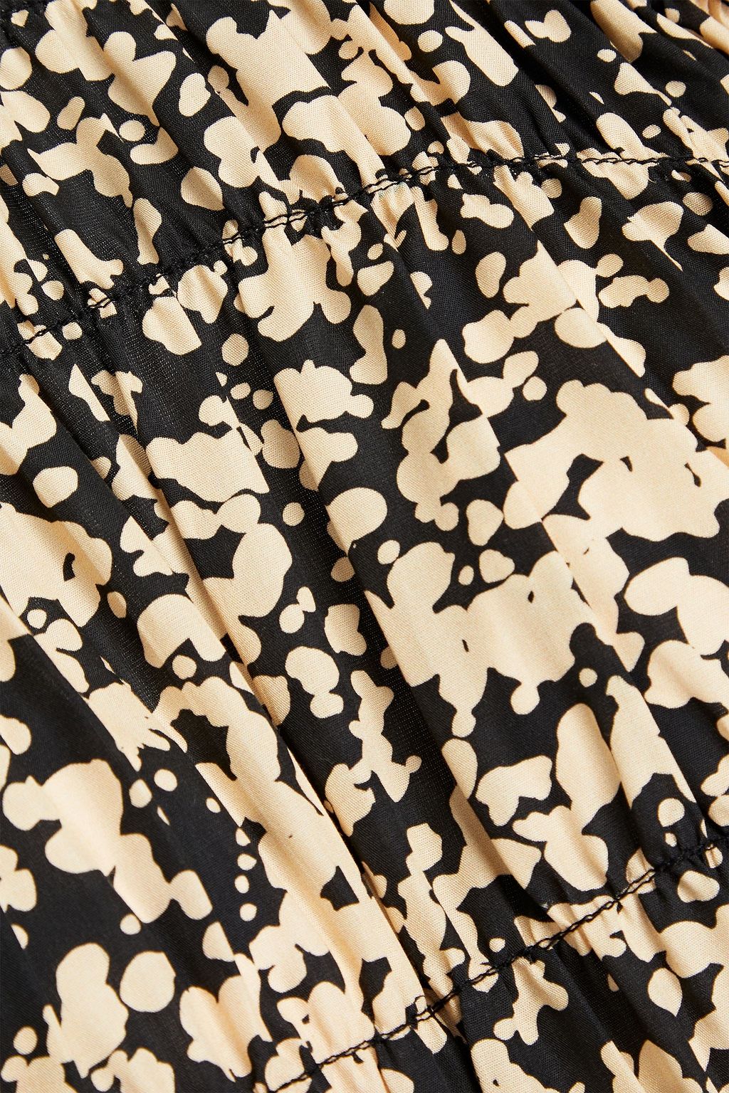 MOTHER OF PEARL فستان طويل «ميشا» من كريب لايوسيل تنسل بتأثير مزموم مزين بطبعات