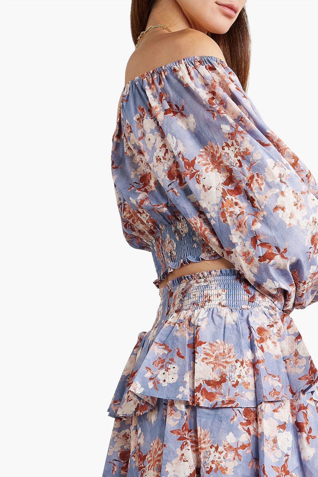 CAROLINE CONSTAS بلوزة قصيرة «كورنيليا» من قطن فوال بتصميم مكشوف الكتفين مزينة بطبعة الأزهار