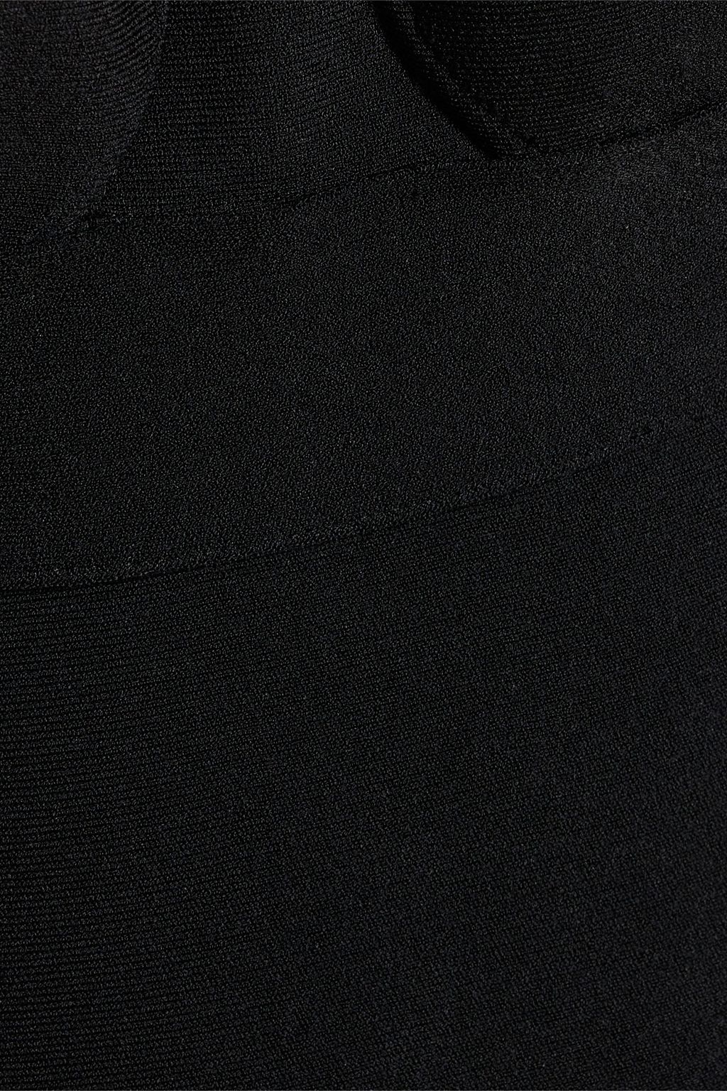 ALAÏA فستان قصير من نسيج مطاط محبوك بياقة هالتر الدائرية