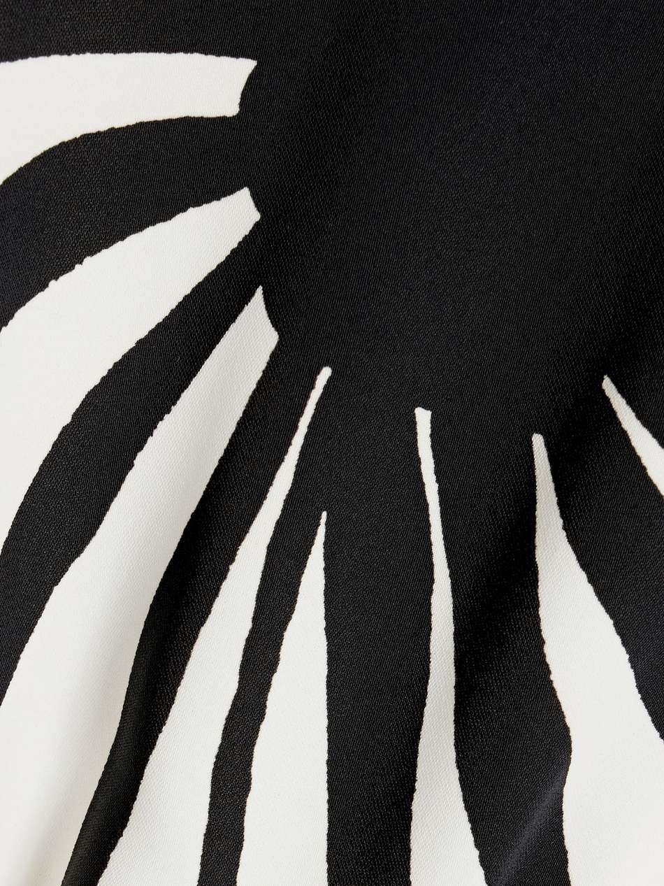 twist-front printed crepe maxi dress