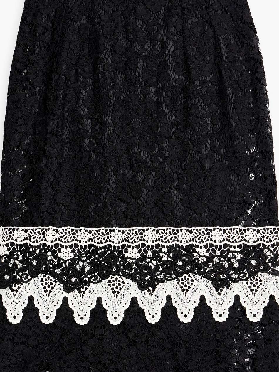 cotton-blend lace skirt