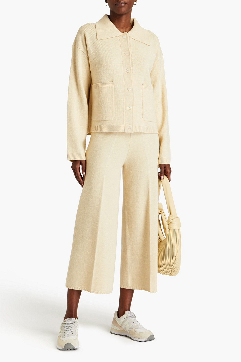 Joseph Hose Mit Weitem Bein Aus Einer Merinowollmischung In Cream