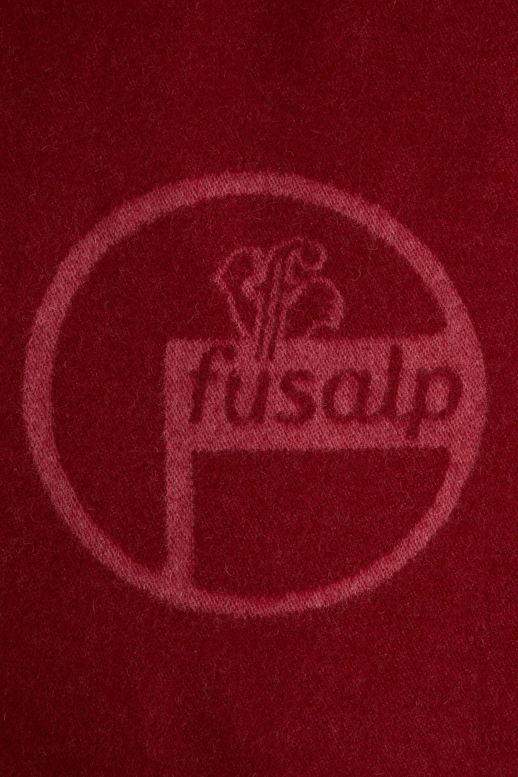 FUSALP وشاح من الصوف بحبكة الجاكار ومزين بشرّابات