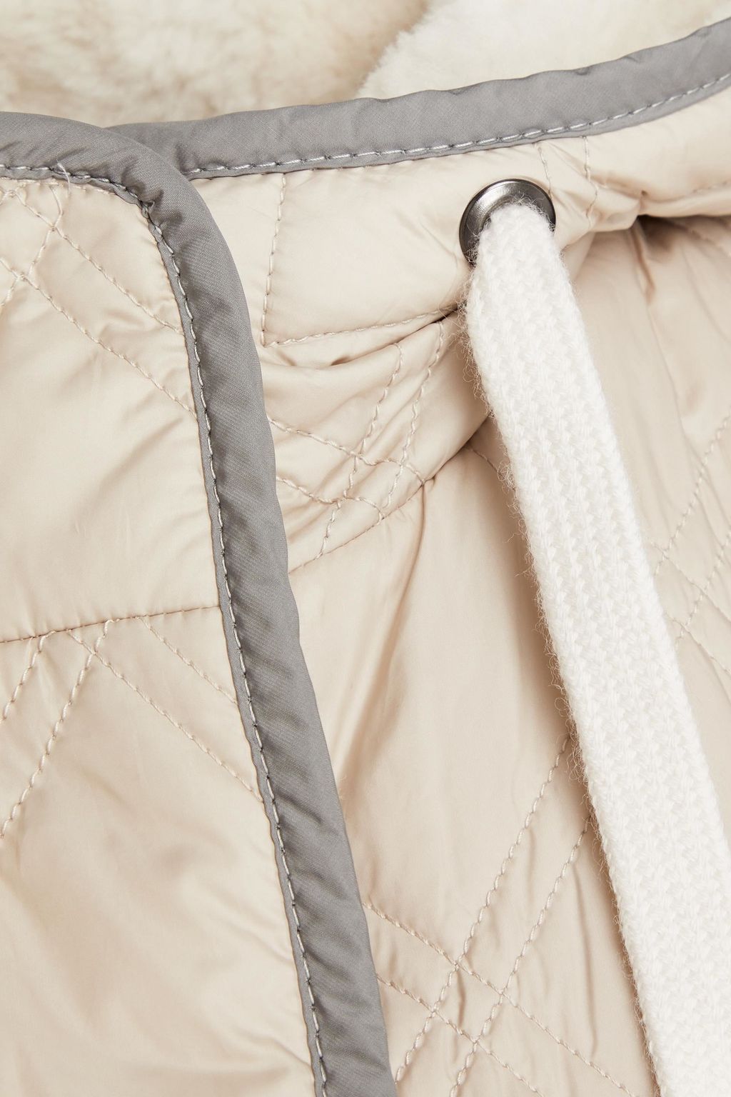 BRUNELLO CUCINELLI Weste aus gestepptem Shell mit Shearling-Futter und Kapuze