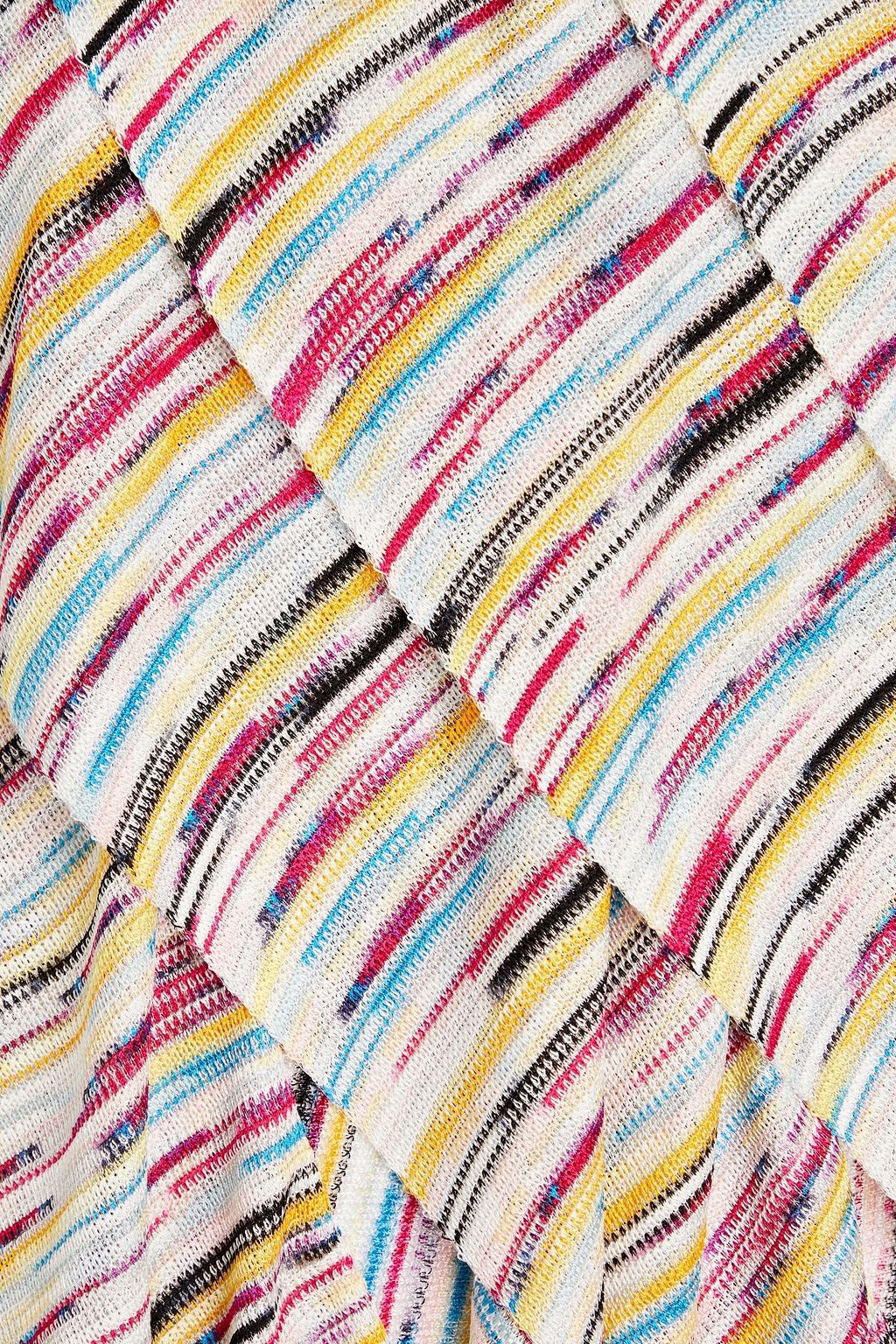 MISSONI فستان قصير من نسيج بحبكة كروشيه بألوان متداخلة مزين بكشكش