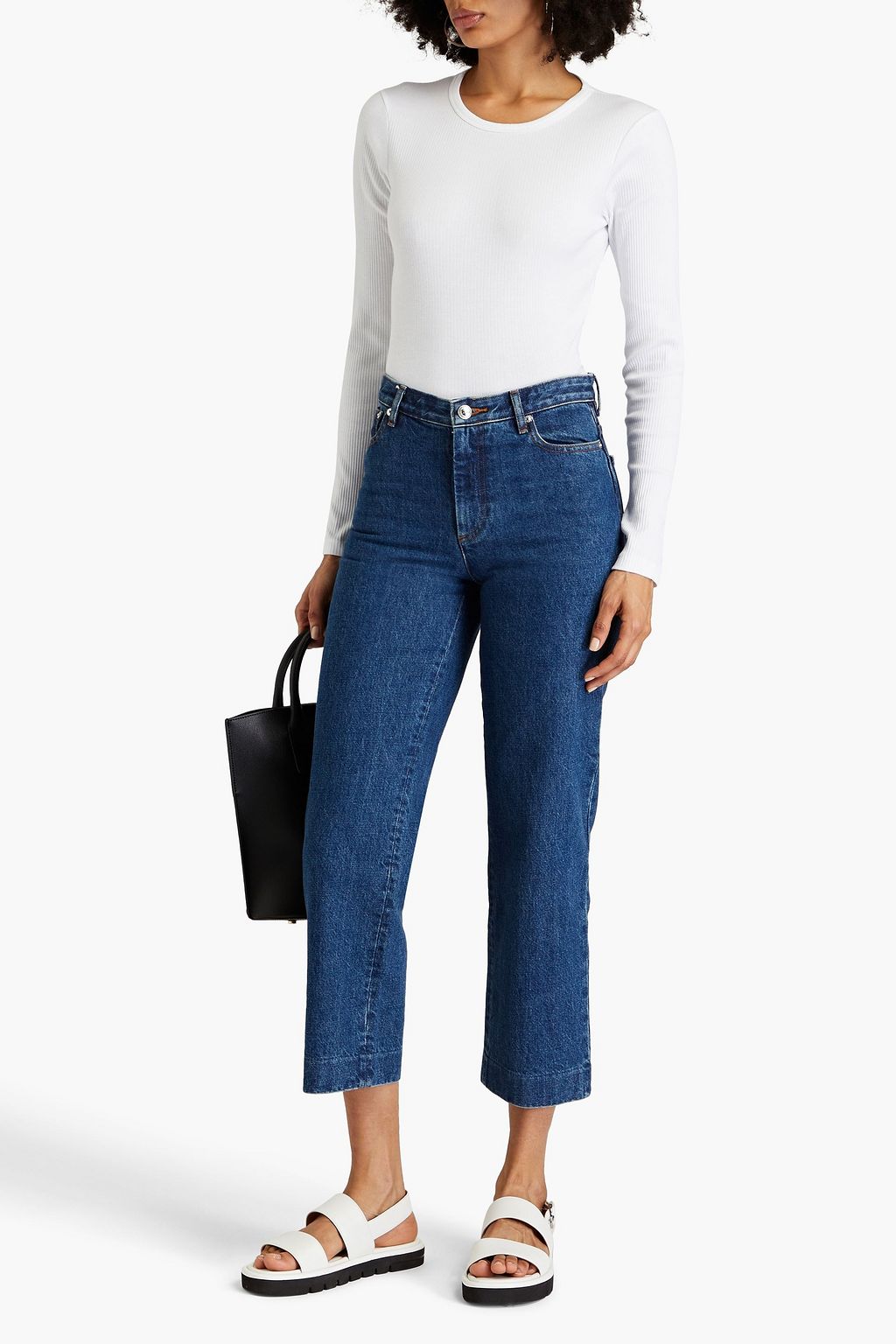 A.P.C. جينز قصير بأرجل مستقيمة وخصر عالٍ بلون باهت