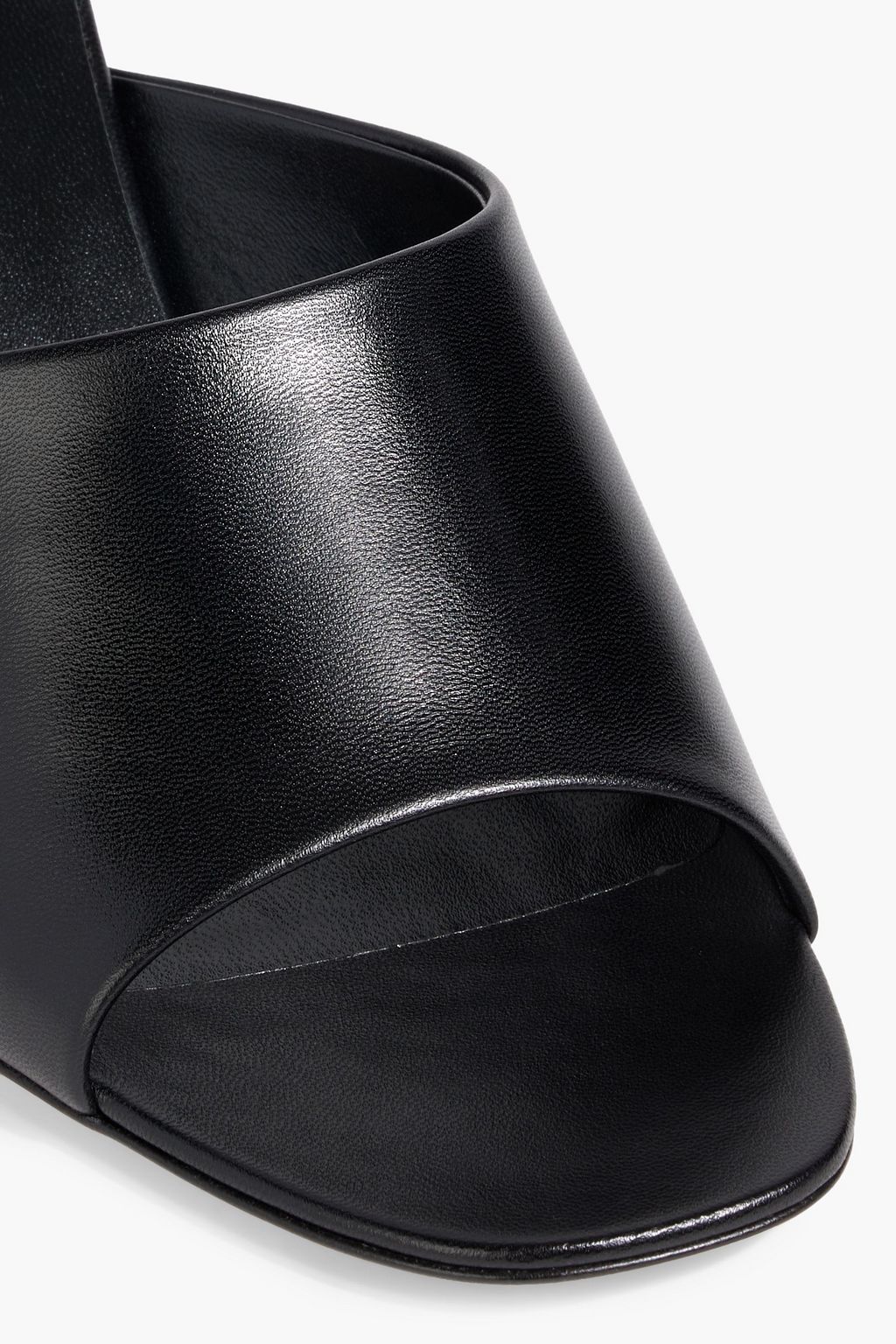 GUCCI Interlocking G leather mules