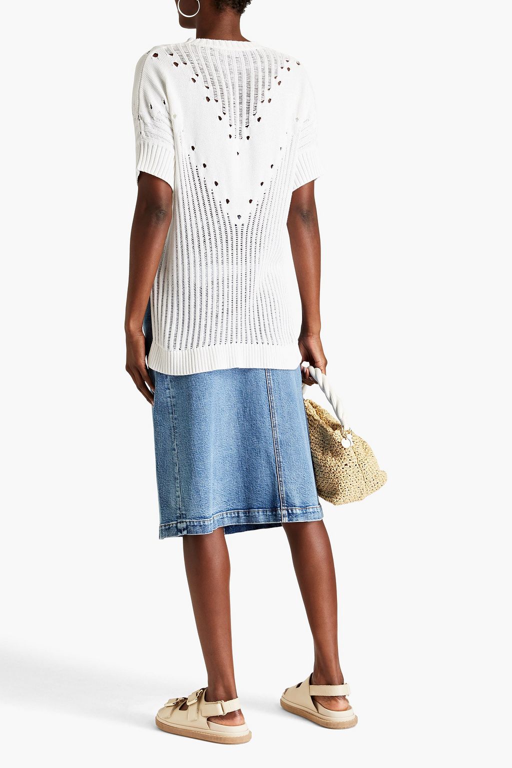REDVALENTINO كنزة رياضية من نسيج الرافيا والقطن بحبكة مفتوحة بتصميم مطرّز