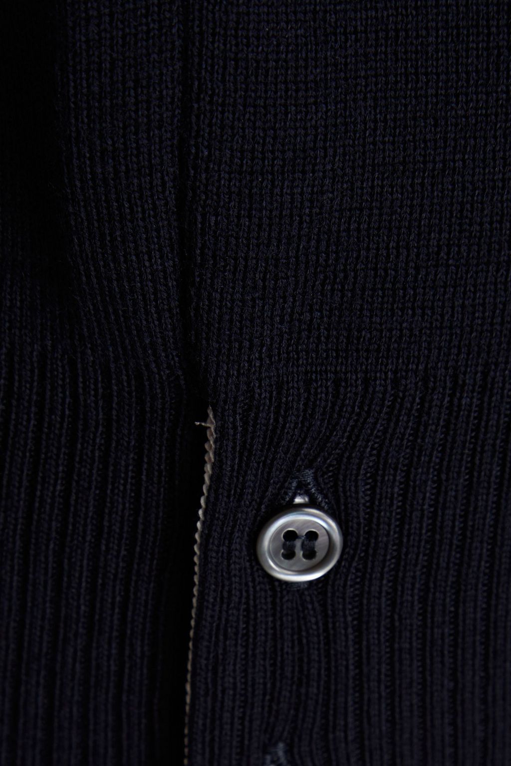 THOM BROWNE 스트라이프 메리노 울 스웨터