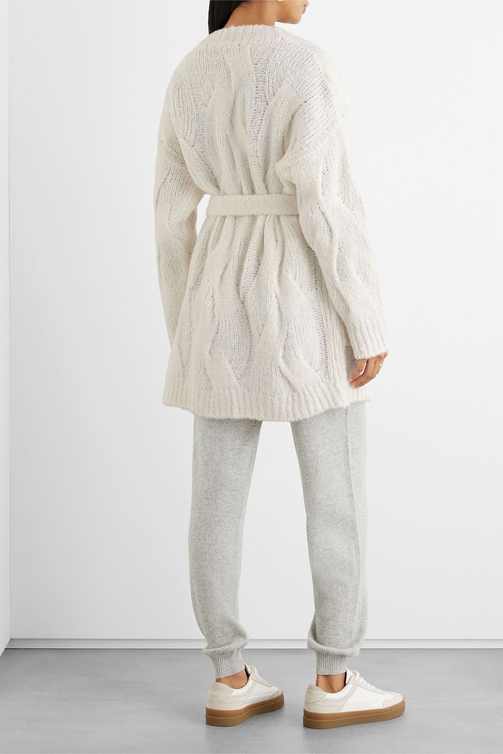 IRIS & INK Gemma Oversized-Cardigan aus Wolle mit Zopfstrickmuster