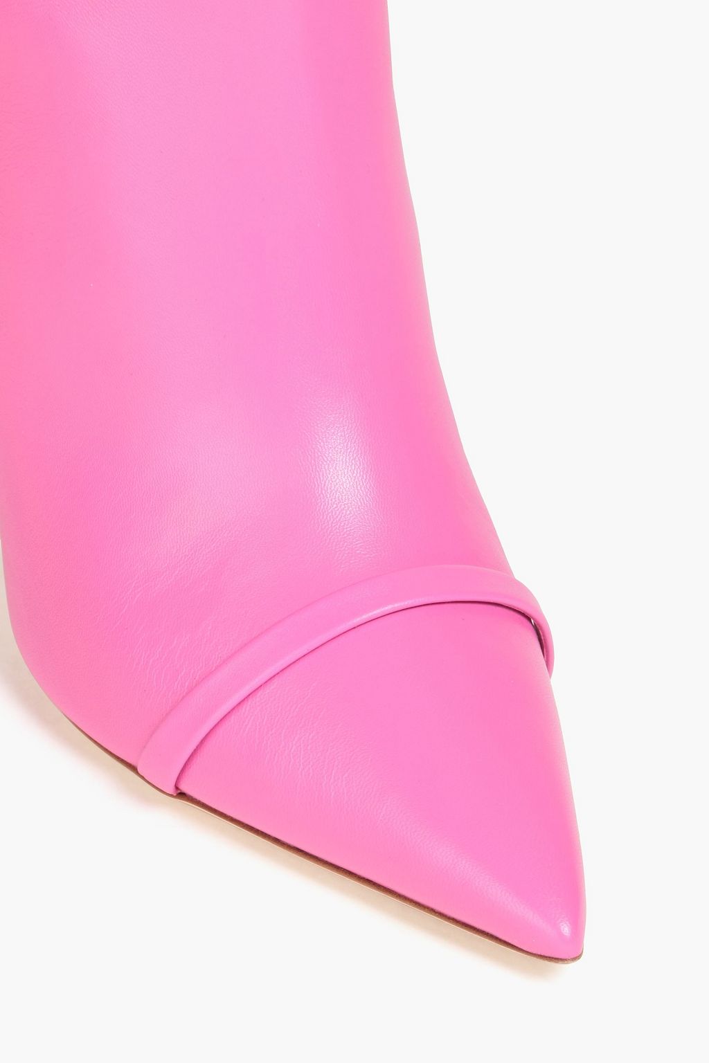 MALONE SOULIERS حذاء بوت فالون 90 بطول الكاحل من الجلد بتصميم مزموم