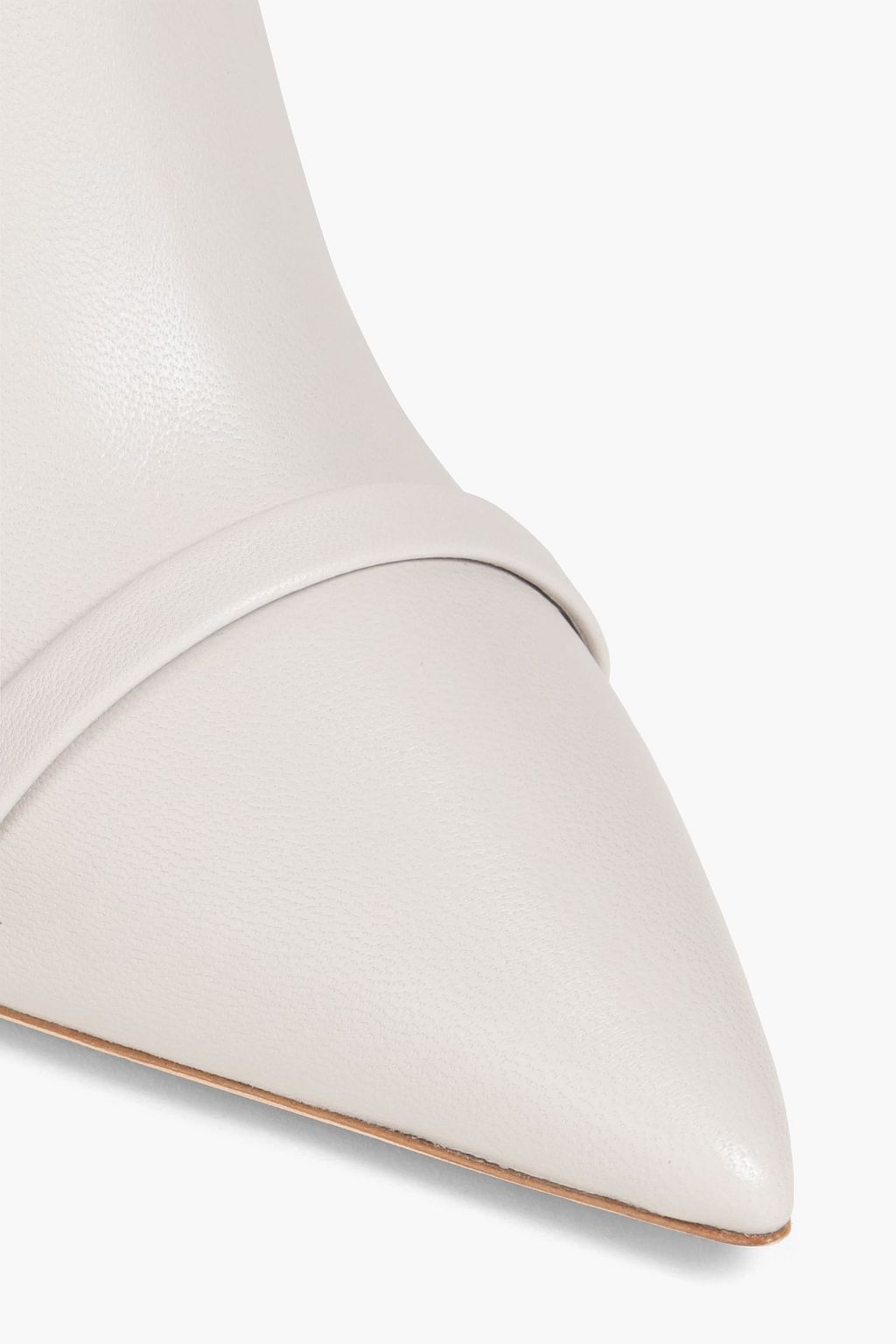 MALONE SOULIERS بوت بطول الركبة «فلورا» مصنوع من الجلد بتصميم مزموم