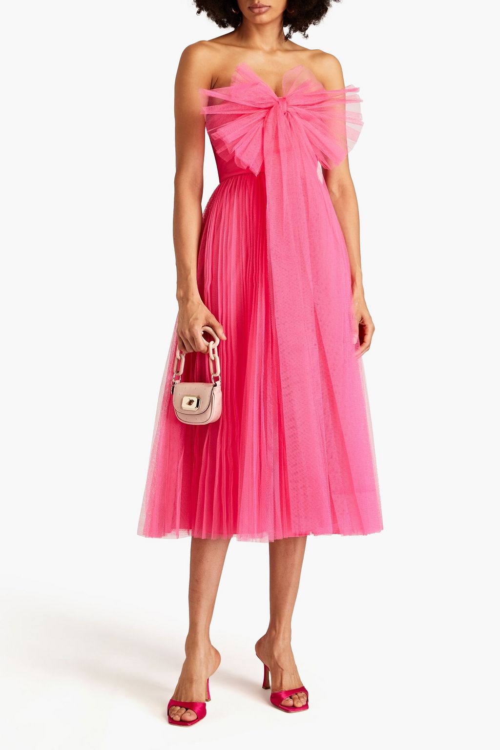 REDVALENTINO فستان متوسط الطول بدون حمالات مصنوع من التول مزين بربطة بشكل فراشة