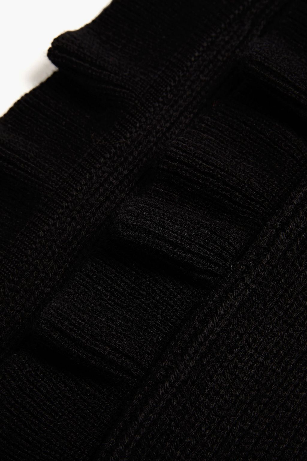 RED(V) Ruffled ribbed wool-blend gloves