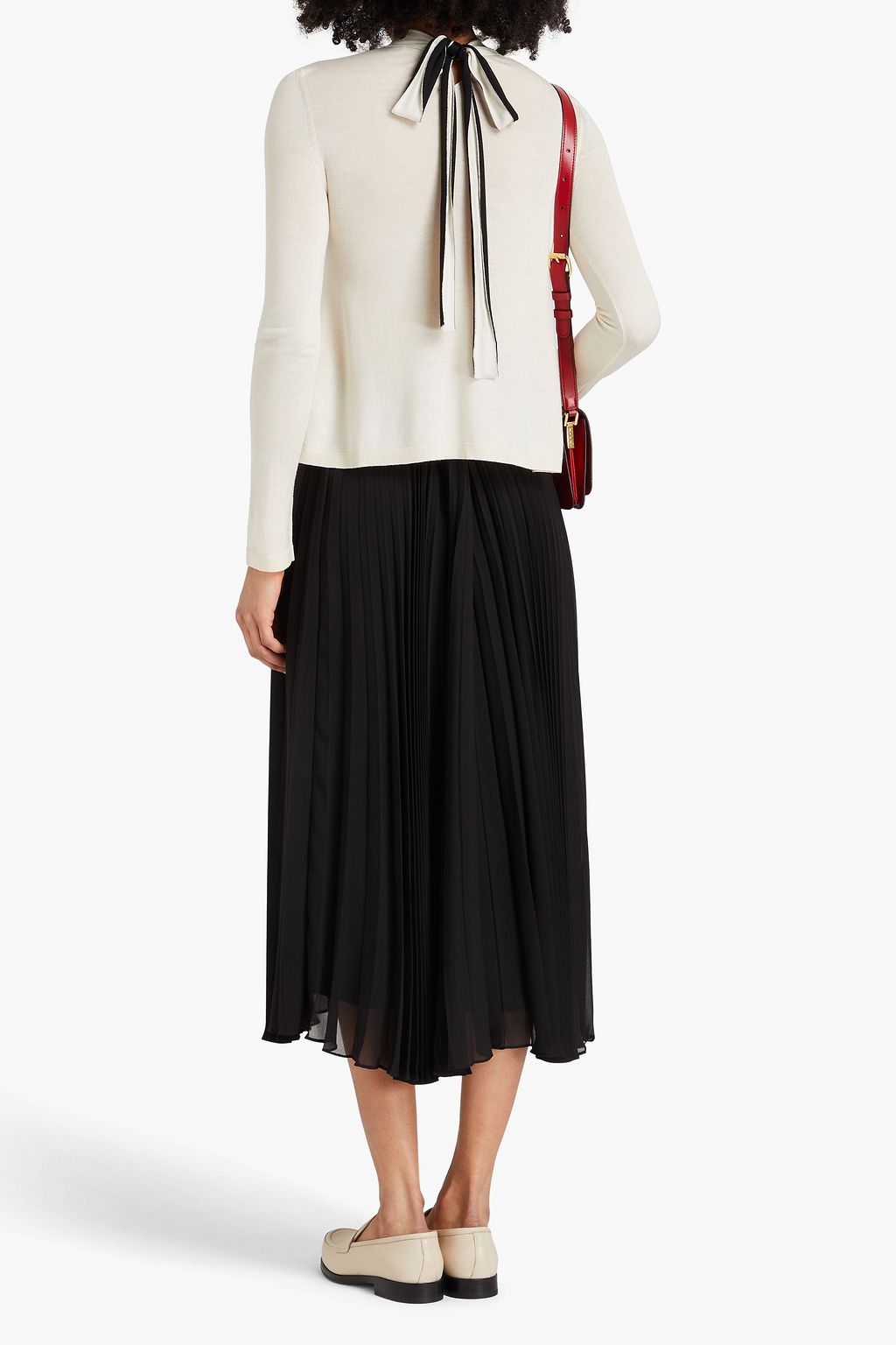 REDVALENTINO كنزة رياضية بياقة عالية من مزيج الكشمير والحرير والصوف