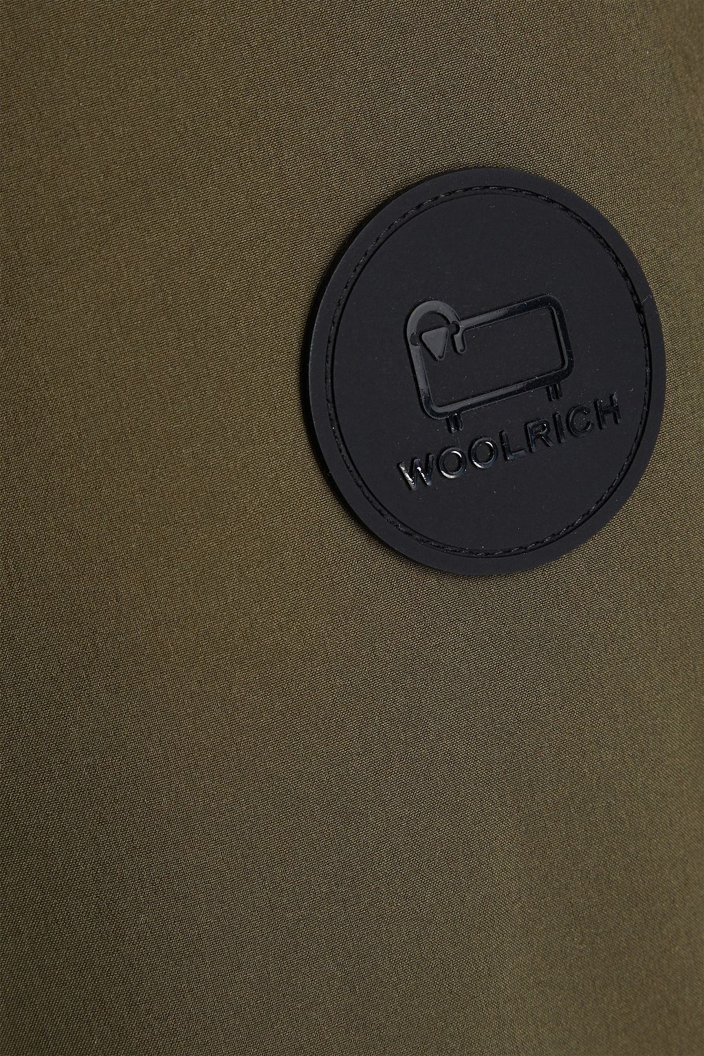 WOOLRICH معطف باركا بقبعة مصنوع من قماش عازل