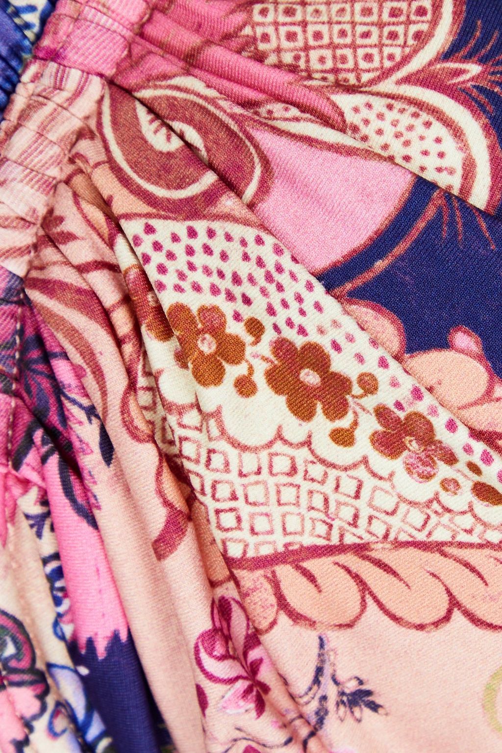 ZIMMERMANN توب بيكيني بتصميم باندو مُدعّم بأسلاك سفلية ومزين بطبعة الأزهار