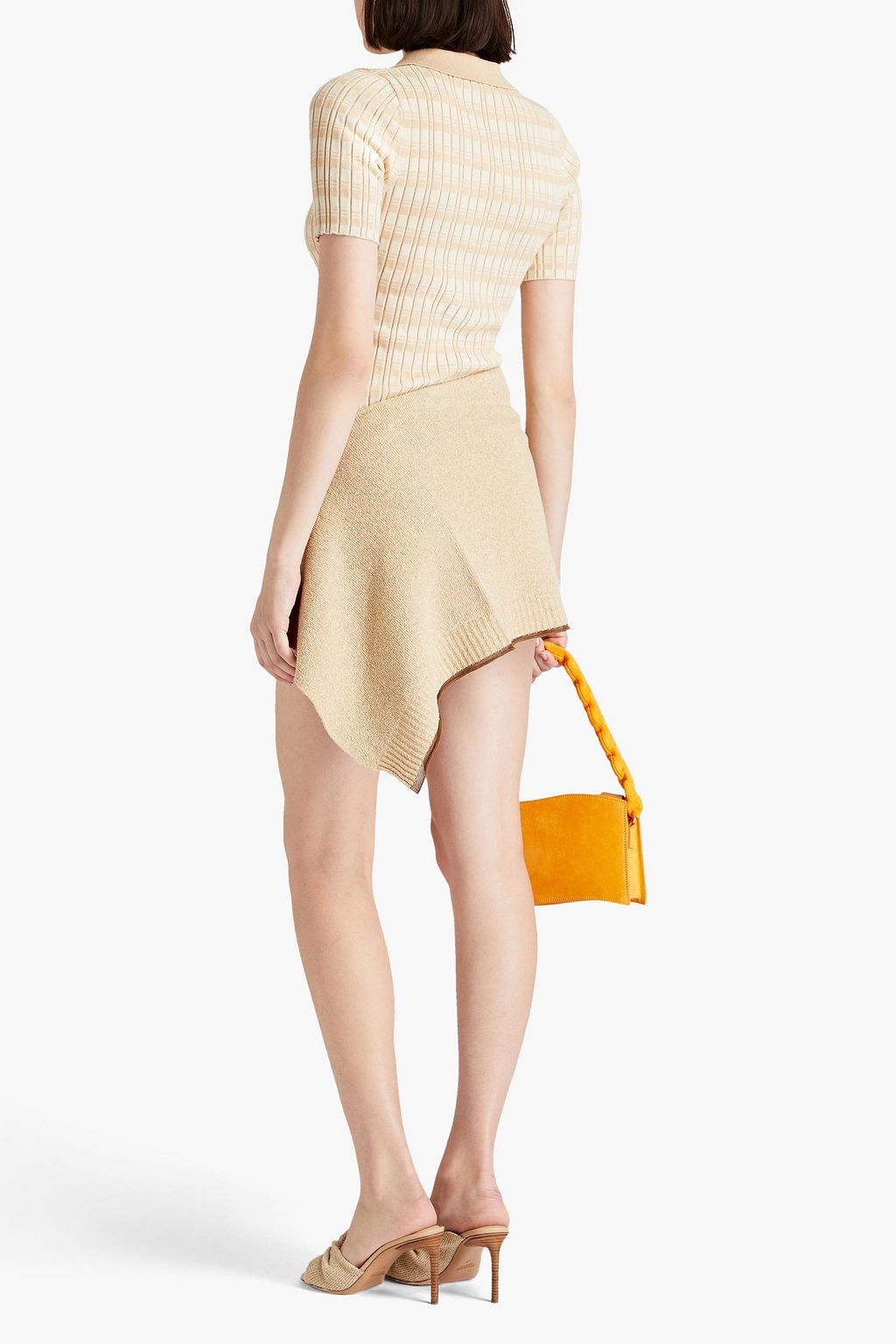 JACQUEMUS تنورة قصيرة ’’باغنو’’ مصنوعة من مزيج من القطن بحبكة بوكليه وبتصميم ملتف