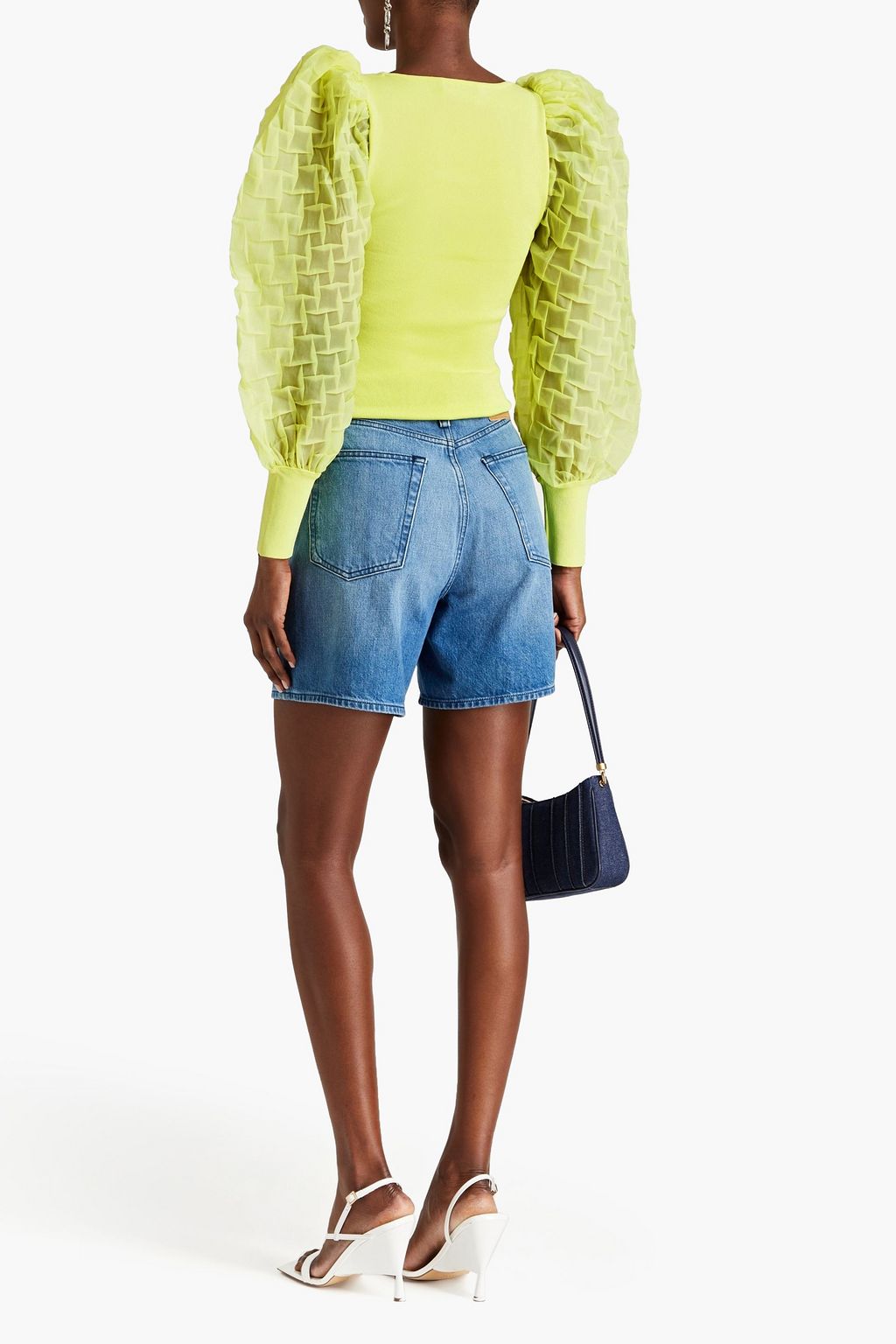 ALICE + OLIVIA كنزة رياضية “أبيلا” مصنوعة من نسيج بحبكة مضلّعة مع قطع محاكة بجانب بعضها البعض من الأورغنزا