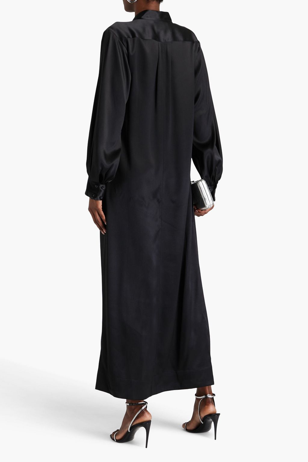FRAME قفطان مصنوع من حرير ساتان مزين بكسرات