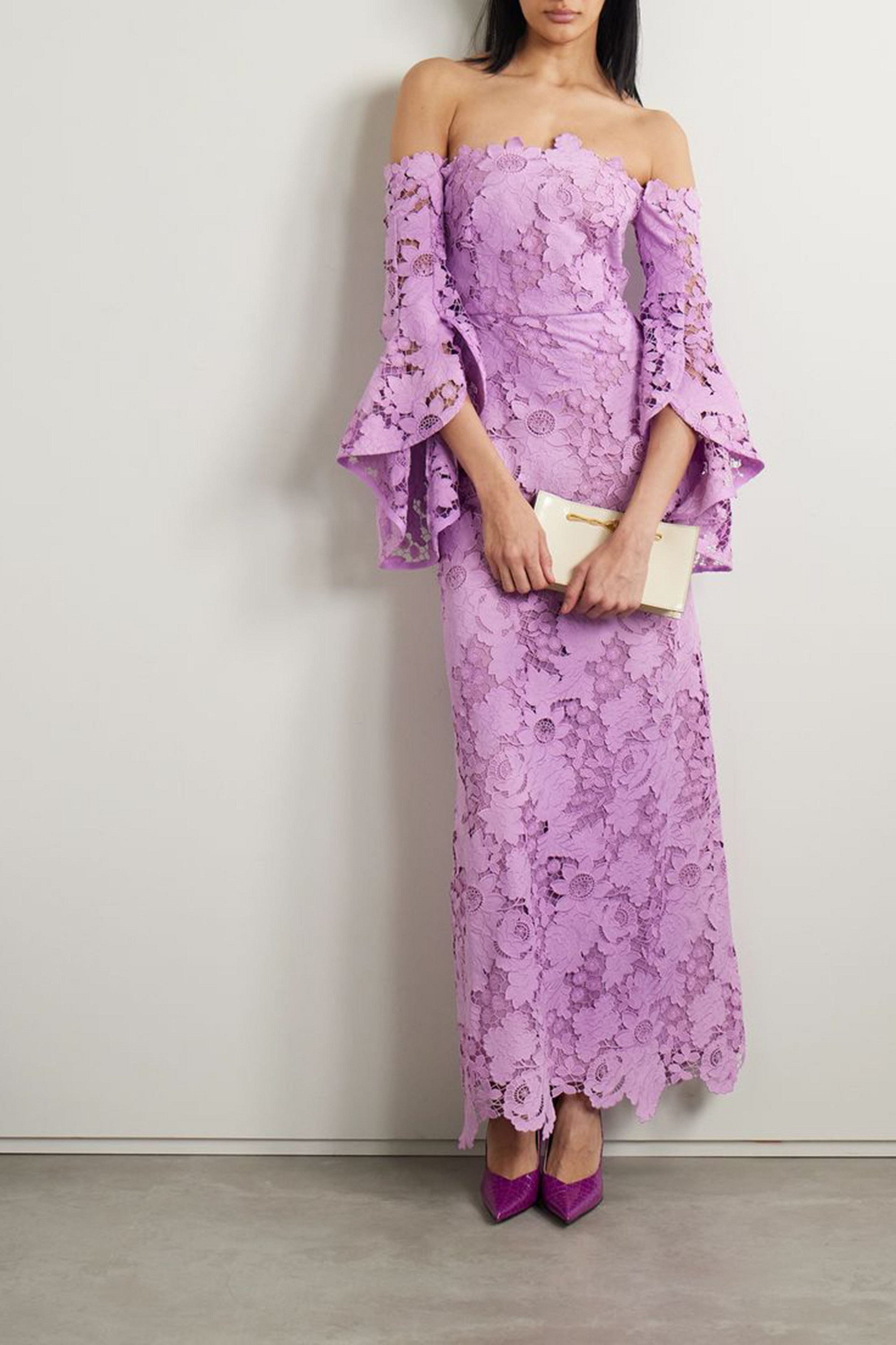 Oscar de la Renta Off-the-shoulder ruffled guipure lace gown