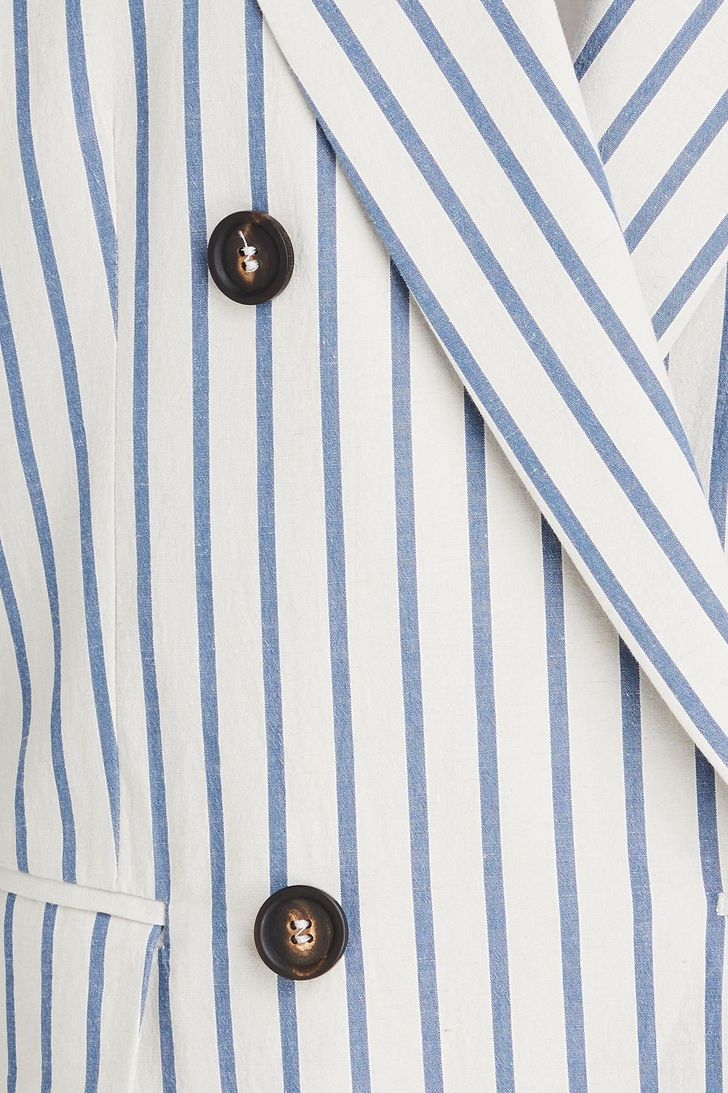 BRUNELLO CUCINELLI بليزر مخطط من البوبلين المصنوع من مزيج الكتّان والقطن مزين بصفين من الأزرار