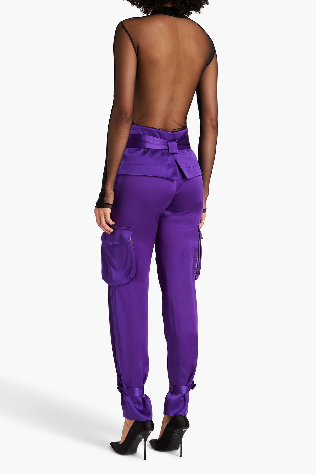 TOM FORD サテンクレープ テーパードパンツ ベルト付き