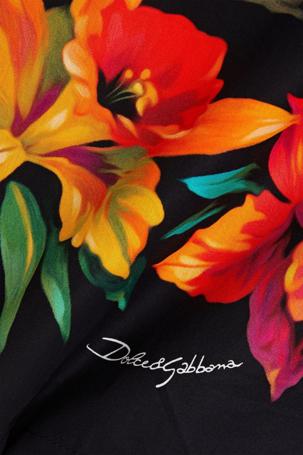 DOLCE&GABBANA قميص مصنوع من قطن بوبلين ومزين بطبعة شعار العلامة