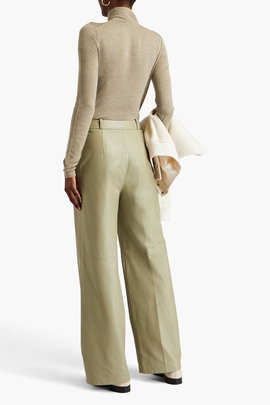 JOSEPH Cashmere turtleneck sweater