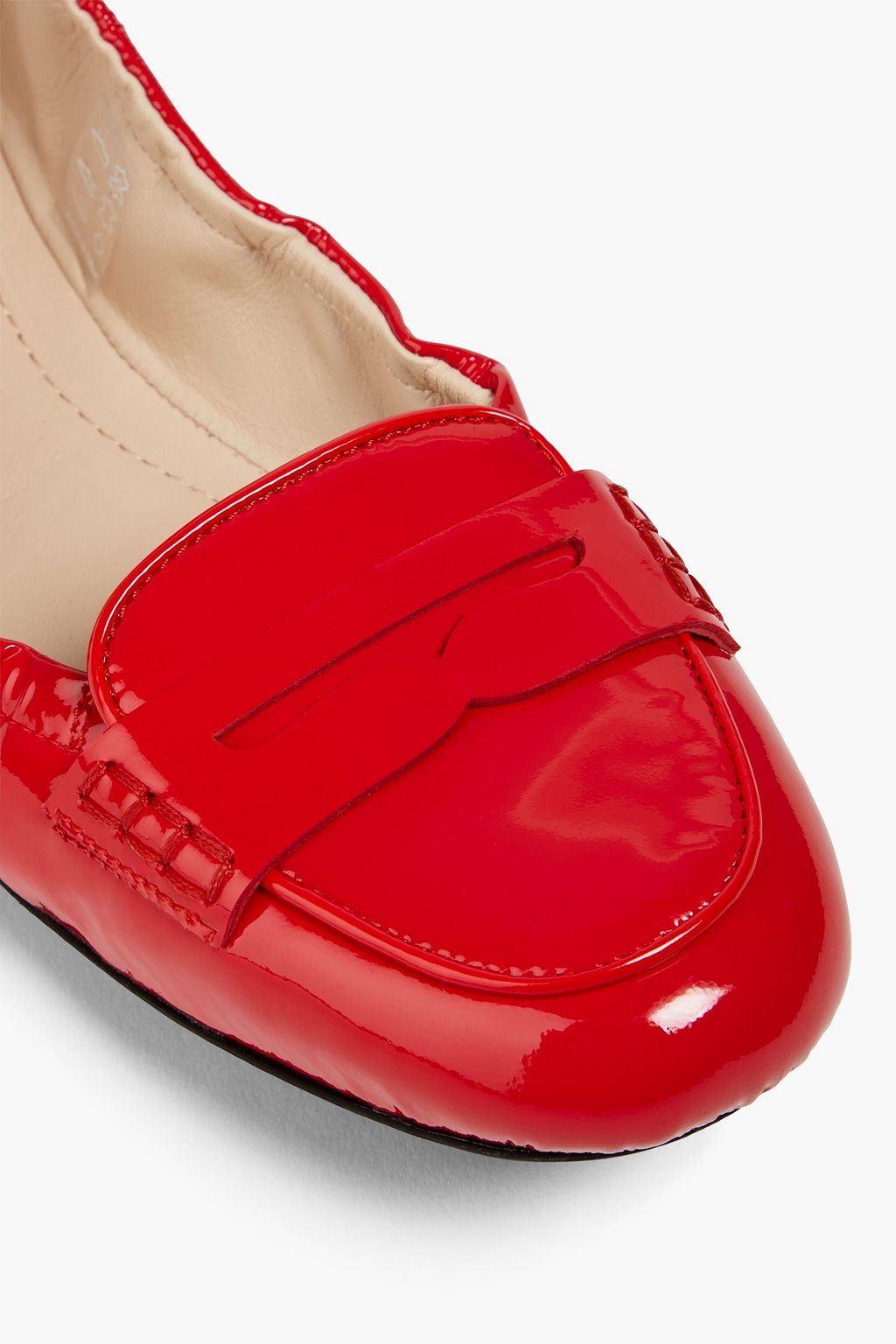 TOD'S حذاء باليرينا مسطح من الجلد اللامع