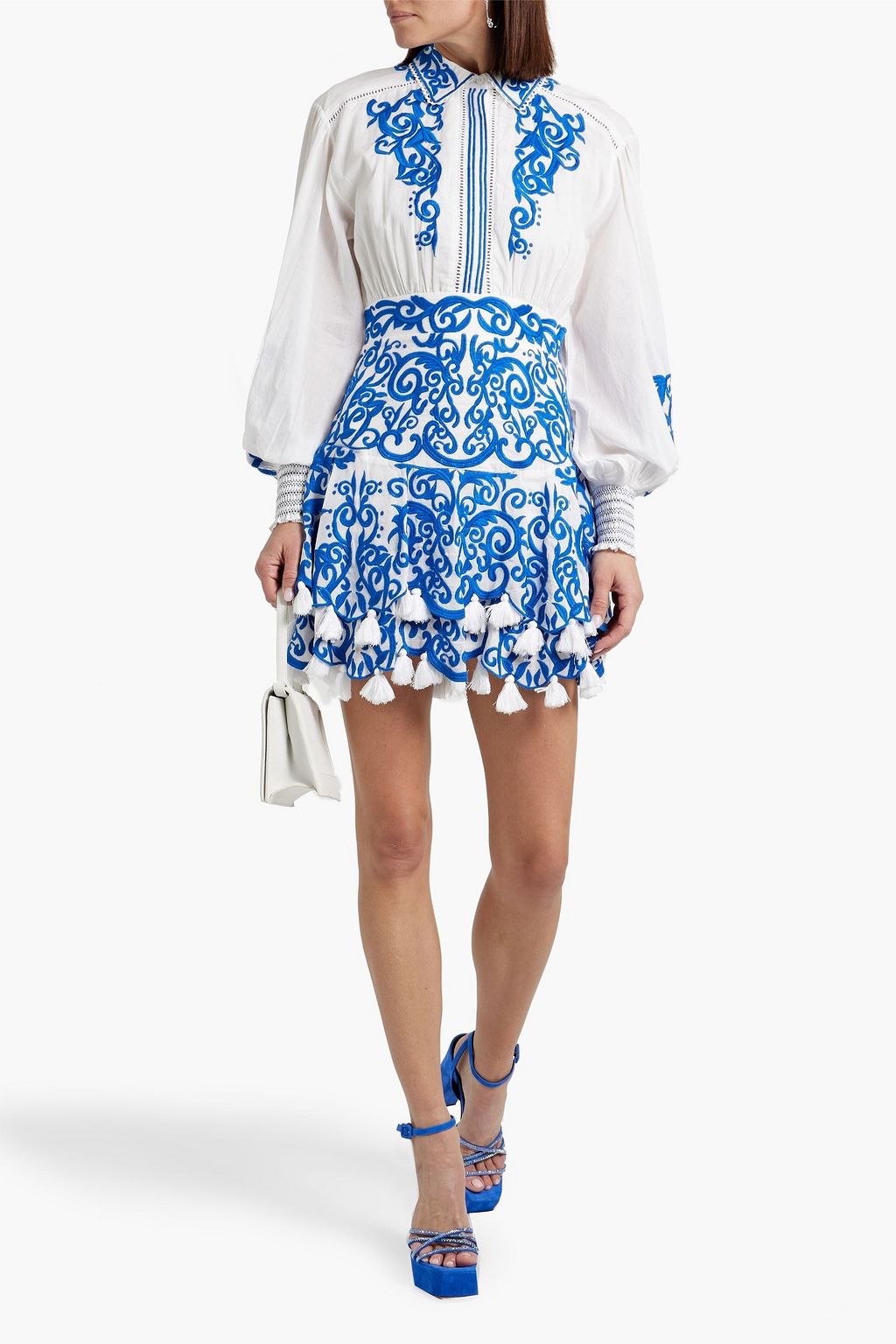 ALICE + OLIVIA فستان قصير «لورين» بأسلوب القميص مصنوع من قطن فوال بتصميم مطرّز ومزين بشرّابات