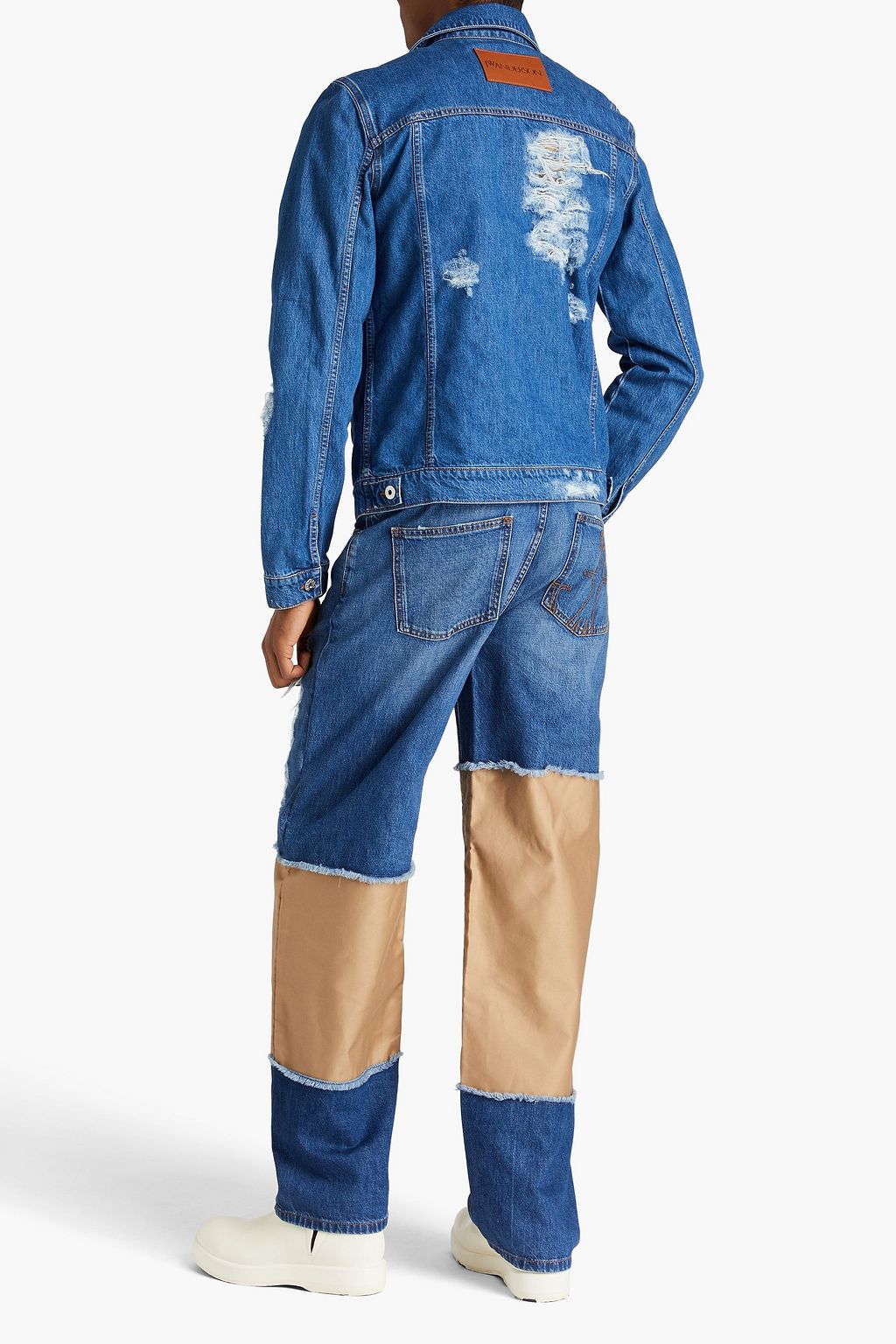 JW ANDERSON جاكيت مصنوع من الدنيم بتأثير معتق