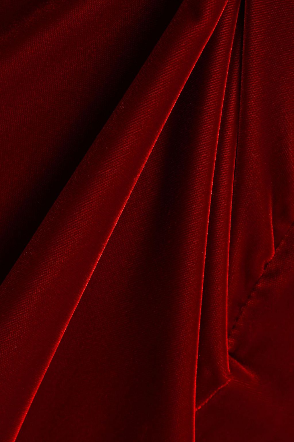 OSCAR DE LA RENTA فستان متوسط الطول بكتف واحد مصنوع من المخمل ومزين بفتحات