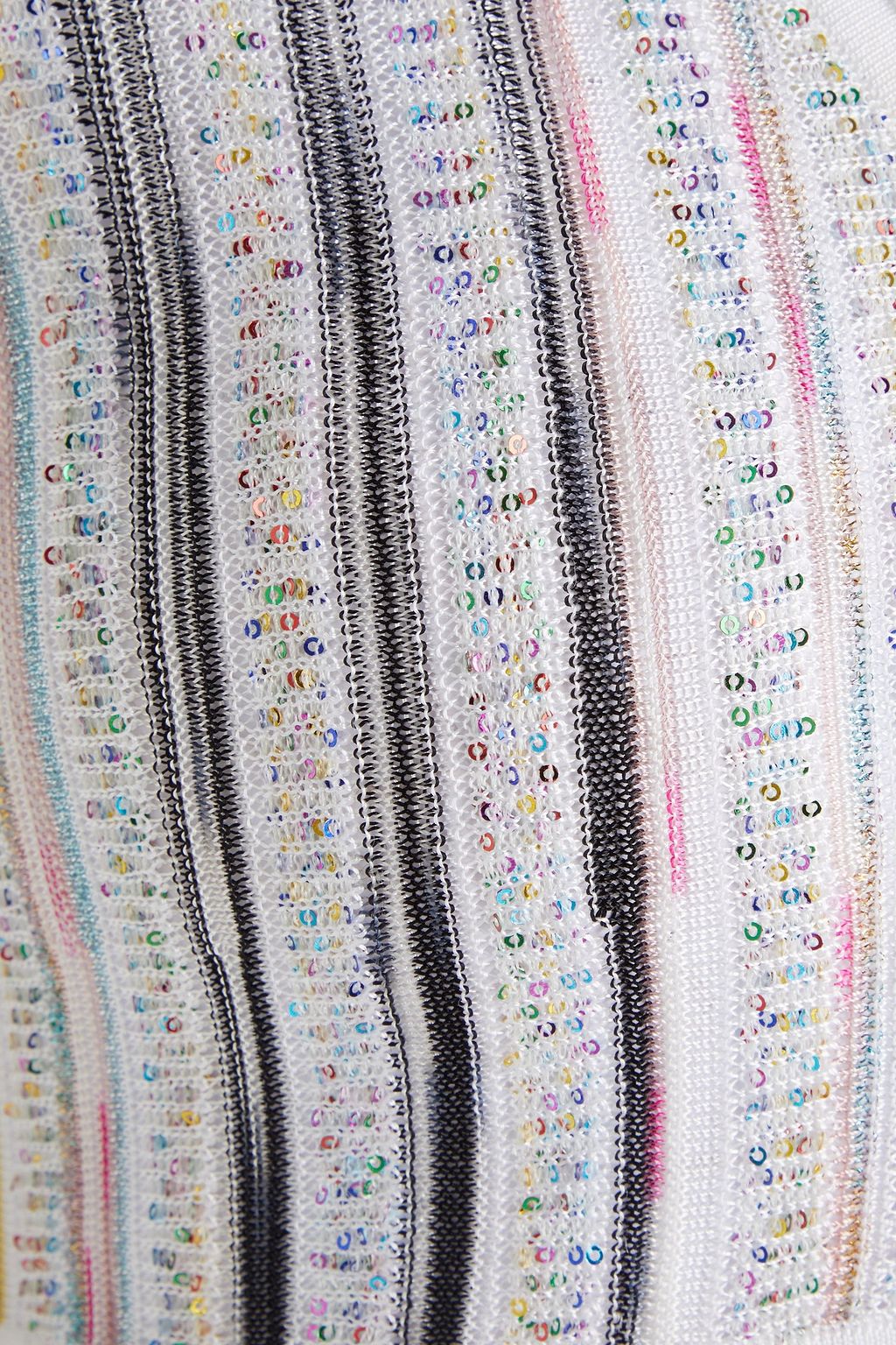 MISSONI كارديغان قصير مصنوع من نسيج بحبكة كروشيه بلون معدني ومزين بأقراص براقة