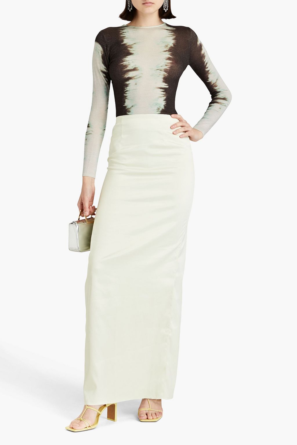 16ARLINGTON Olwyn satin maxi skirt