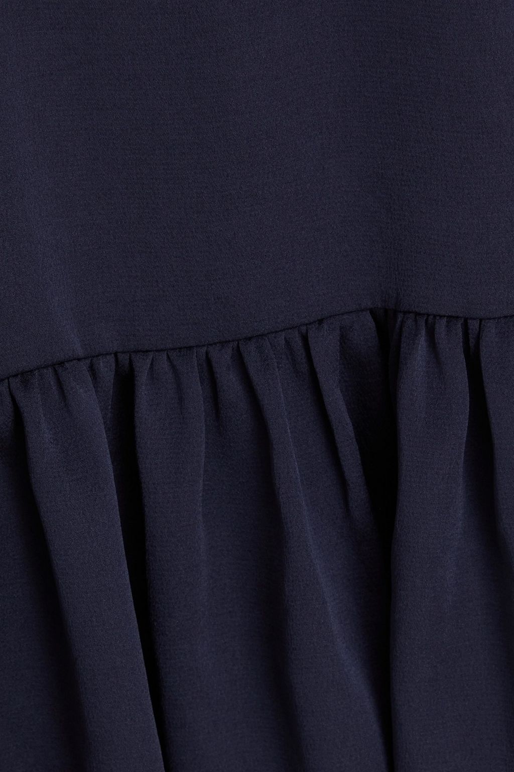 CLAUDIE PIERLOT فستان قصير من ساتان الكريب بتصميم مزموم