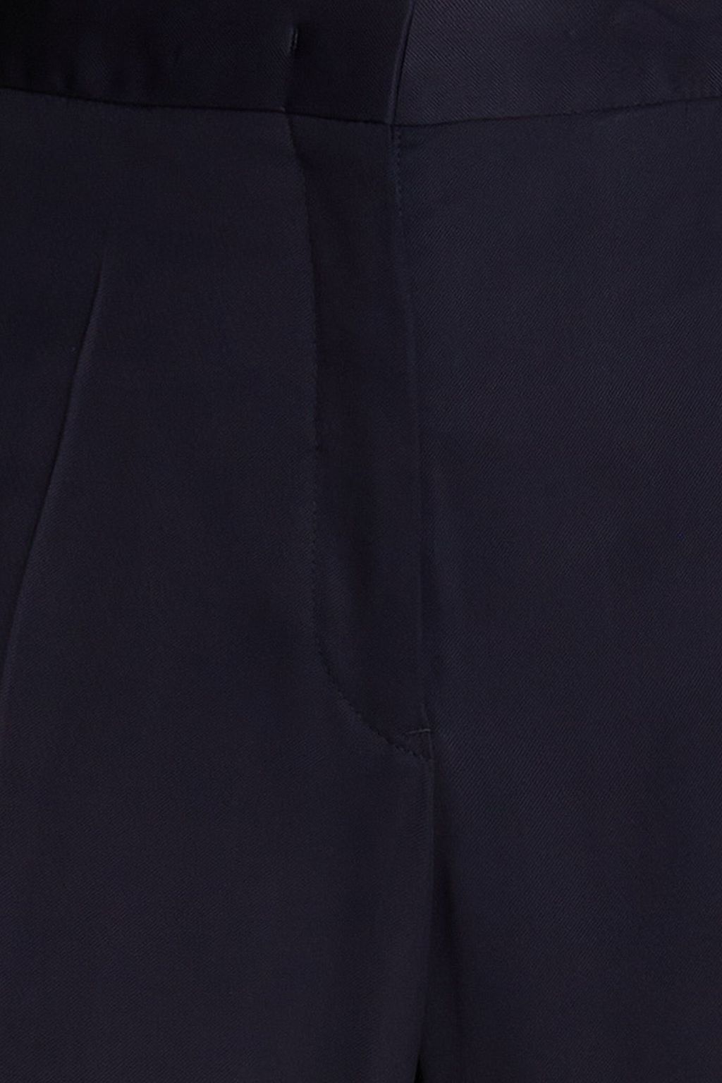 JIL SANDER بنطال بأرجل مستقيمة مصنوع من ساتان تويل