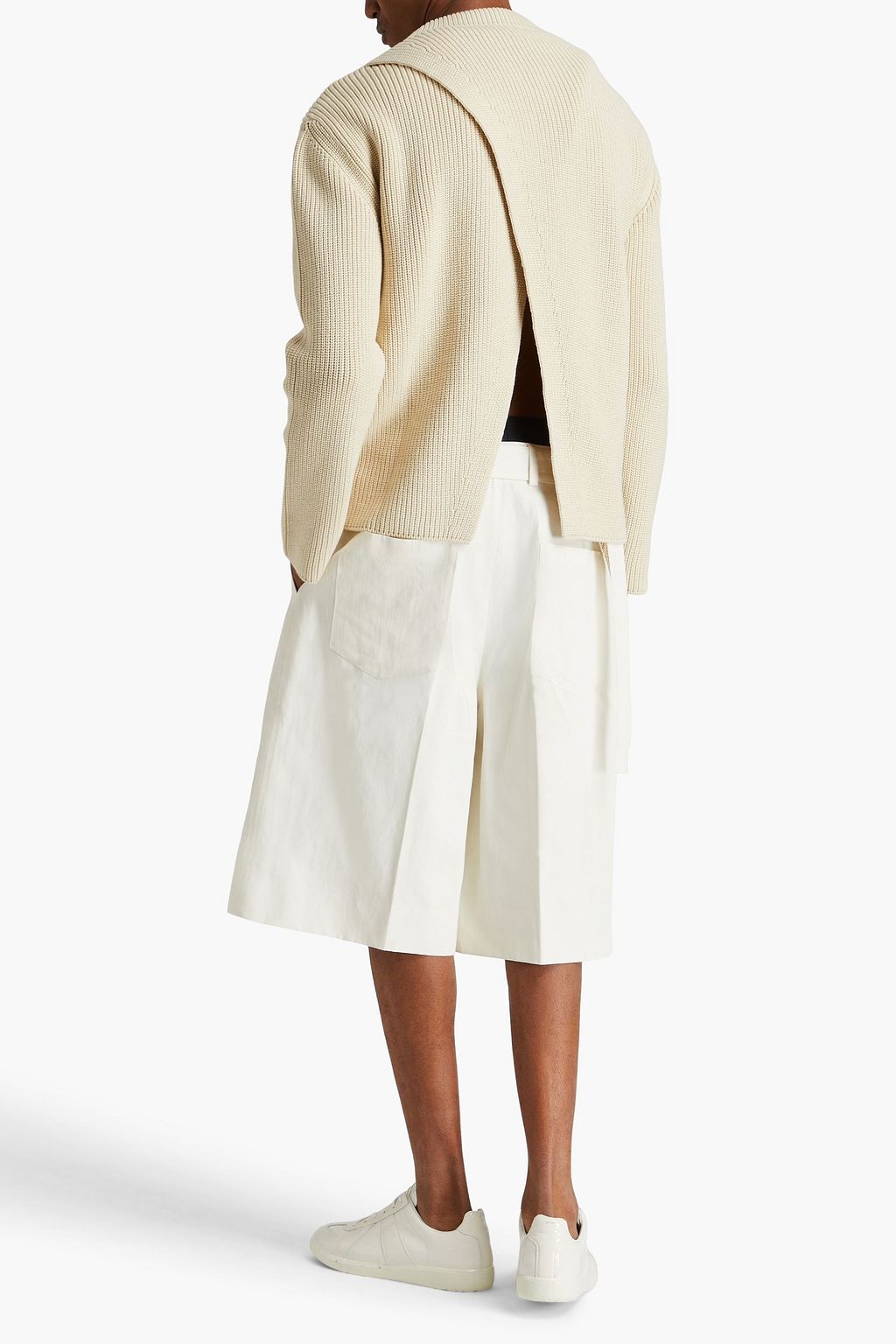 JIL SANDER شورت مصنوع من الكتّان ومزوّد بحزام